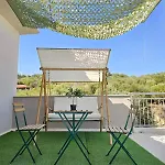 Apartment μέντα 1 *